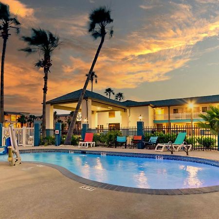Captains Quarters Inn Порт Арансас Екстериор снимка